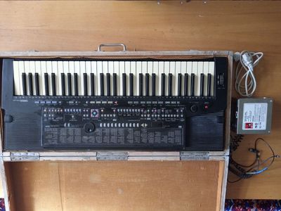 Срочно продаётся Yamaha PSR-510