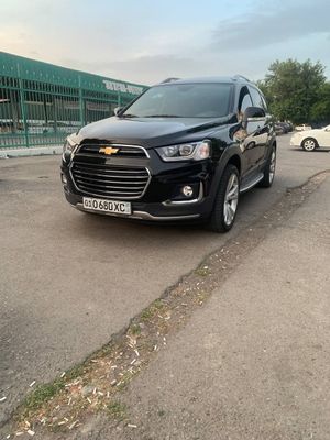 Kaptiva 4 2016 yil Qora Toza 3 litrli motor