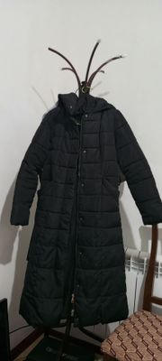 Куртка смехомм. 200 тыс.сум.. возможен чуть торг