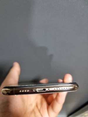 IPhone Xs Max Sotiladi