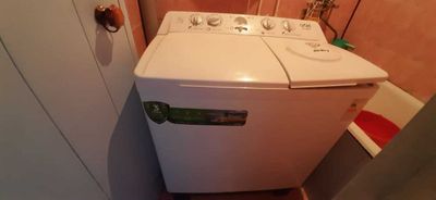 Продам стиральную машину полуавтомат