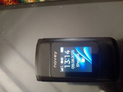 Novey z550 telefoni yangi holatda