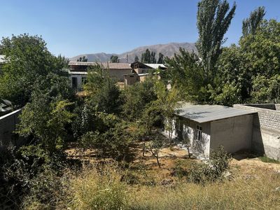 Oqtosh Soyliqda 6,5 soth er joy sotiladi priroda havosi zur.