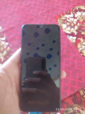 Telefon sotiladi markasi redmi 9a narx kelishiladi