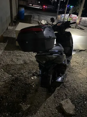 Skuter sotiladi,Narxini ancha kelishtrb beraman 5mln kami bor.