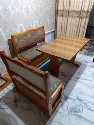 Продам уголок кухонный!!!