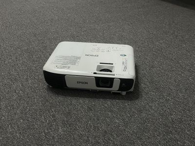 проектор epson eb-x41 eeb и экран/полотно