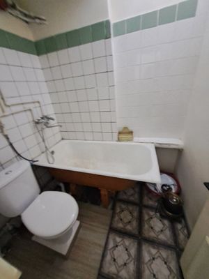 Chilonzor 20 Ilon Ota masjidni 1 xona obshejita bolalarga beriladi