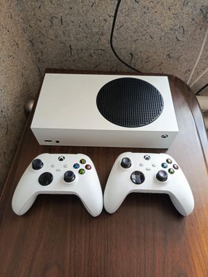 Xbox Series S с играми +3 месяц гарантия