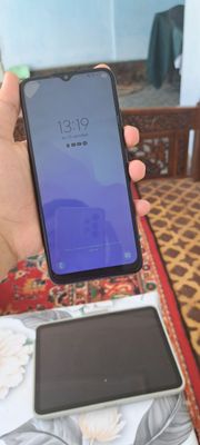 Samsung A03 телефон хорошим состоянием, бонус зашитка меняется и чехол