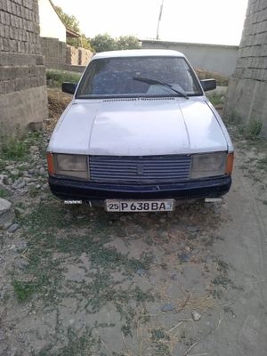 Moskvich 2141 zapchastga sotiladi