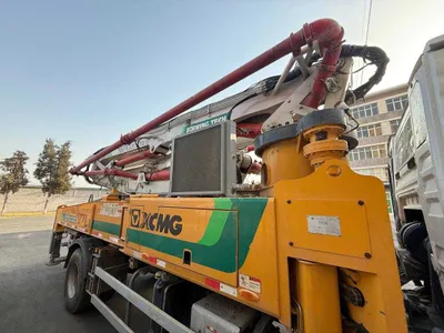 Авто бетон насос XCMG 37метр