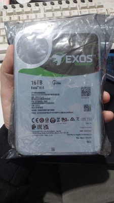 Срочно продаются жесткие диски Seagate Exos X18 16TB (ST16000NM004J)