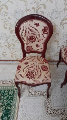 Продаётся стульчики