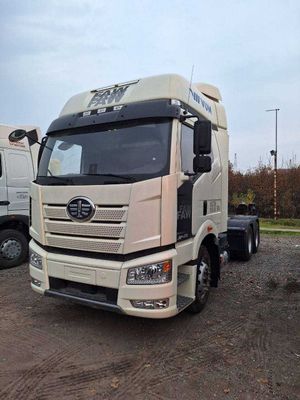 Седельный тягач FAW J6P 6x4 CNG Рессорный Orient Ozod