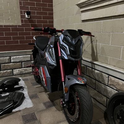Electro moto bike sotiladi