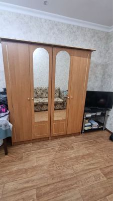 Шкаф Комод Трюмо Комод 2 тумбочки Цена за всё: 1,5млн сум