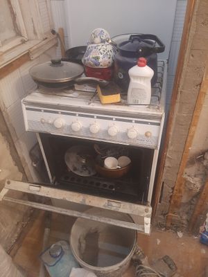 Продам газ плиту