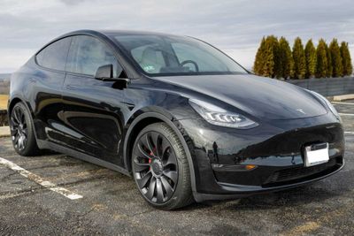 Tesla Model Y Perfomance