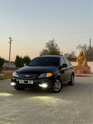 Yangi jentra sotiladi 15000$