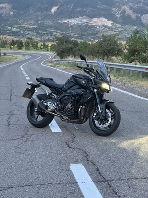 YAMAHA MT10 Sotiladi