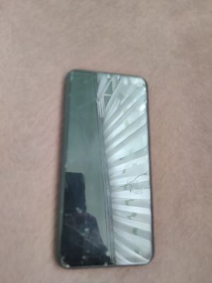 galaxy m31 orqa kamerasi singan