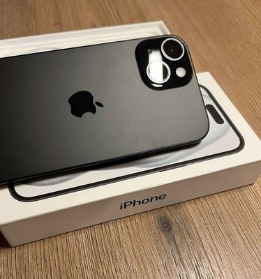 Продаю Iphone 15 Plus 128 гб, в отличном состоянии!