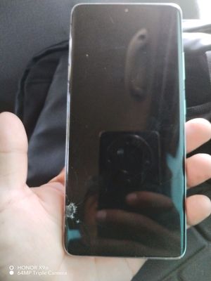 Sotiladi samsung s21 ultra ekrani singan 908570198