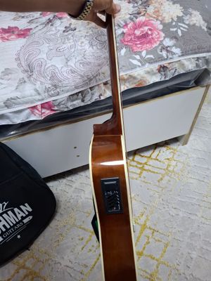 Gitara soatiladi