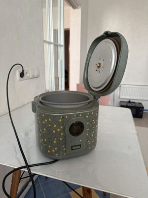 Продается рисоварка