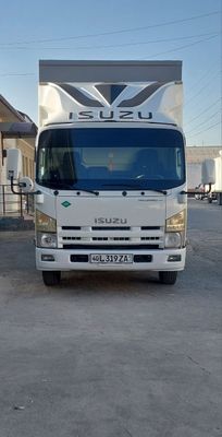 Isuzu snj 2015 yil