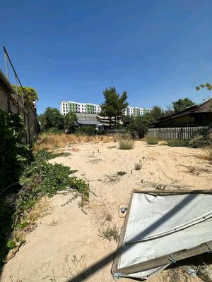 Продаётся участок 8 соток под застрой