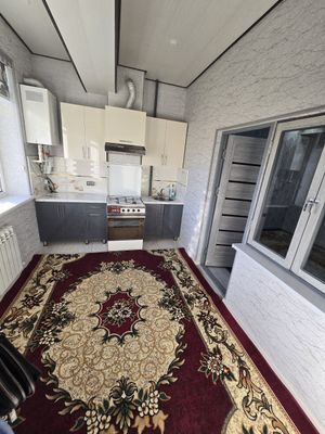 Чиланзар 1 квл метро Хамза 1 остановка 1 комнатная