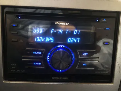Pioneer FH-P6050UB магнитола (магнитофон) сотилади