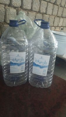 10 L toza suvdan boshagan bakilashkala sotiladi.