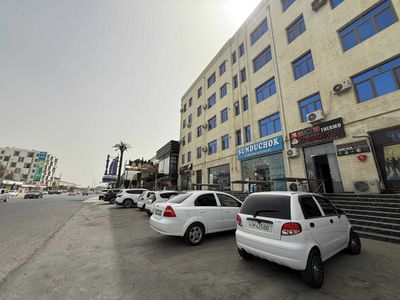 TAYYOR NOTURAR do'kon sotiladi