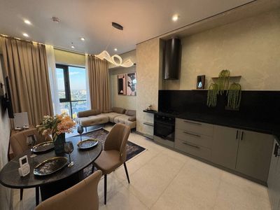 Сдаю в аренду свою 2х ком квартиру акай сити 250м2