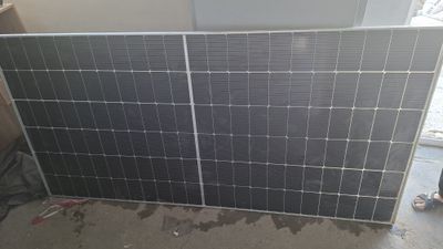 Quyosh panel sotiladi