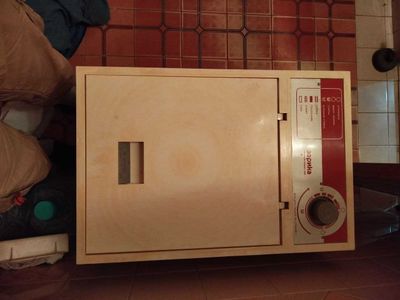 Продаю стиральную машину полуавтомат Эврика 3 м звоните смело