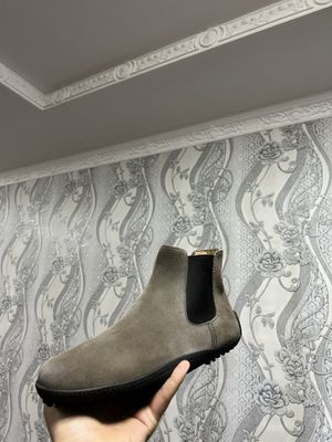 Продаю итальянские туфли мужские