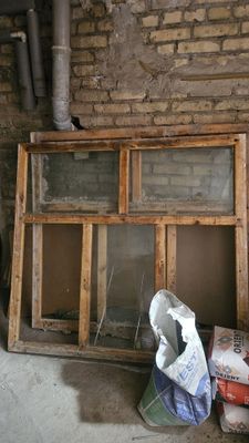 Продаються 2 деревянных окна