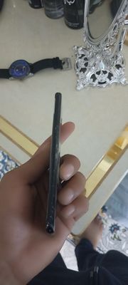 S8 Samsung holati yaxwi