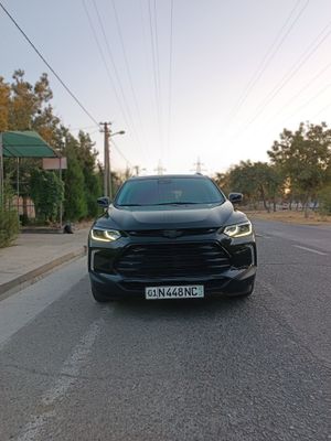 Tracker 2 premier 2023
