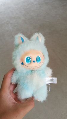 sotiladi labubu