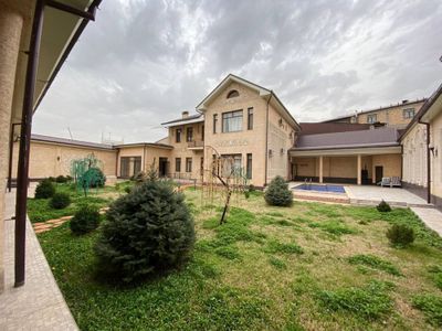 Продажа евро дома Гранд мир отель 10 сот