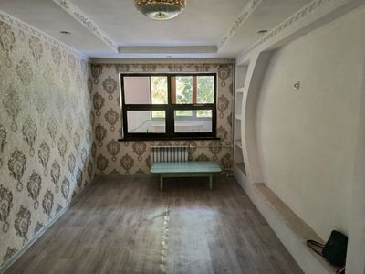 2 ком квартира на 3 -микрорайон сдаётся. 2 хонали уй ижарага берилади.
