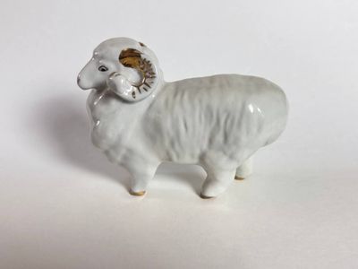 фарфоровая статуэтка Баран ЛФЗ ссср антиквариат