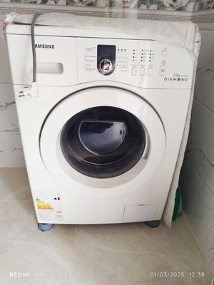 Kir yuvish mashinasi tenini almashtirish kerak qolgan joyi ishlaydi