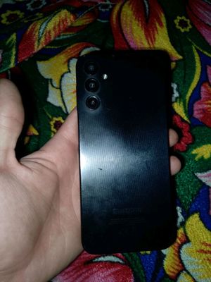 a14 128gb holati yaxwi aybi darsi bor uxani kuygan