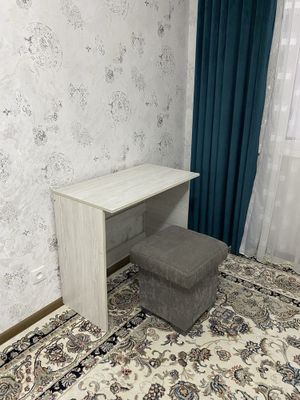 Стол ва Пуфик сотилади